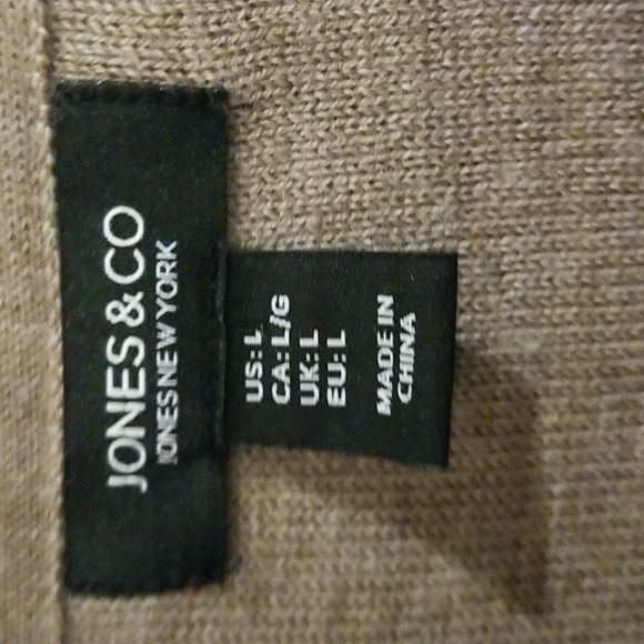 Jones & Co jones Newyork Button top wool blend sweater two color - Picture 4 of 4